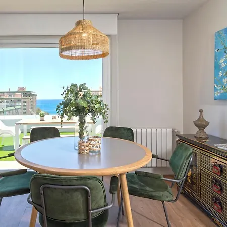 Genteel Elcano Terrace