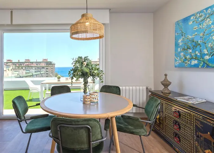 Genteel Elcano Terrace